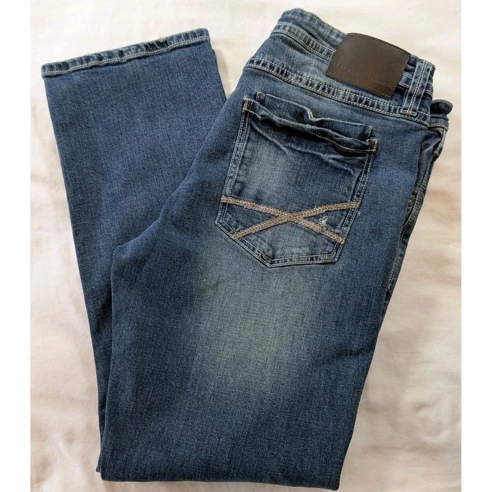 T.K. Axel Men's Jeans 38x32 Classic Straight Leg Stretch Denim Med Wash Distress